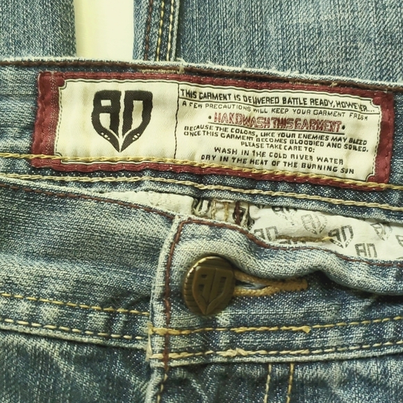 Artful Dodger Knifes Embroidery Light Wash Distressed Jeans Size 34 X 30 - Picture 6 of 13